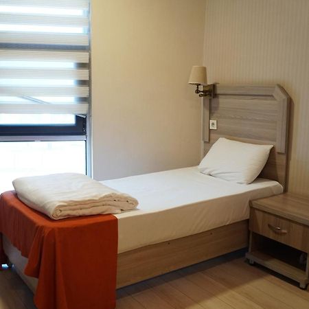 World Point Hotel Besyol Istanbul Exterior photo